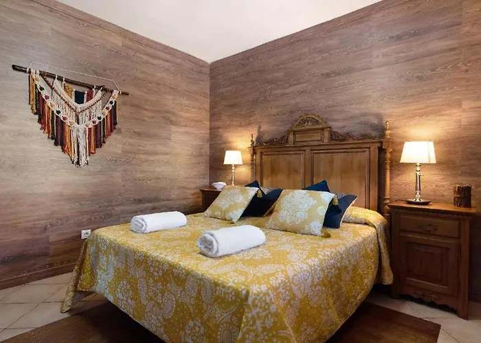 La Quinta De Vals Villa *